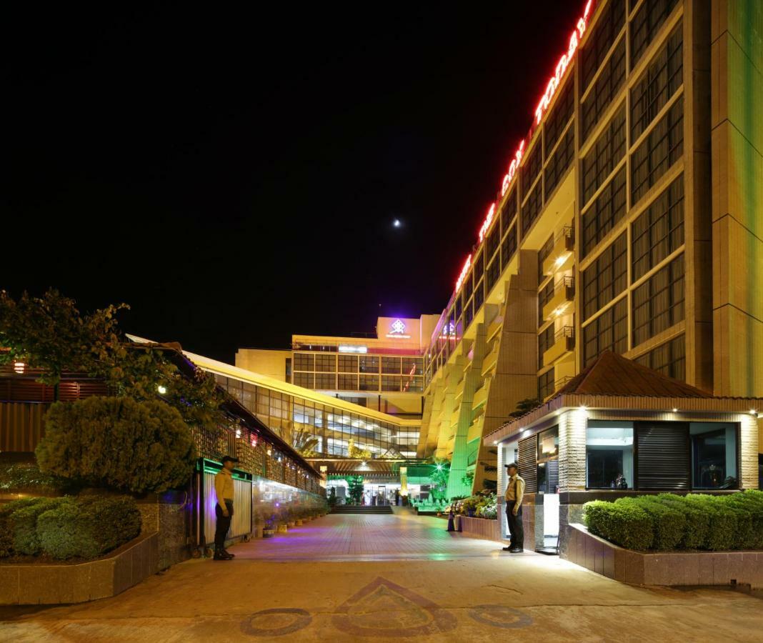 Hotel The Cox Today Cox's Bazar Exterior photo